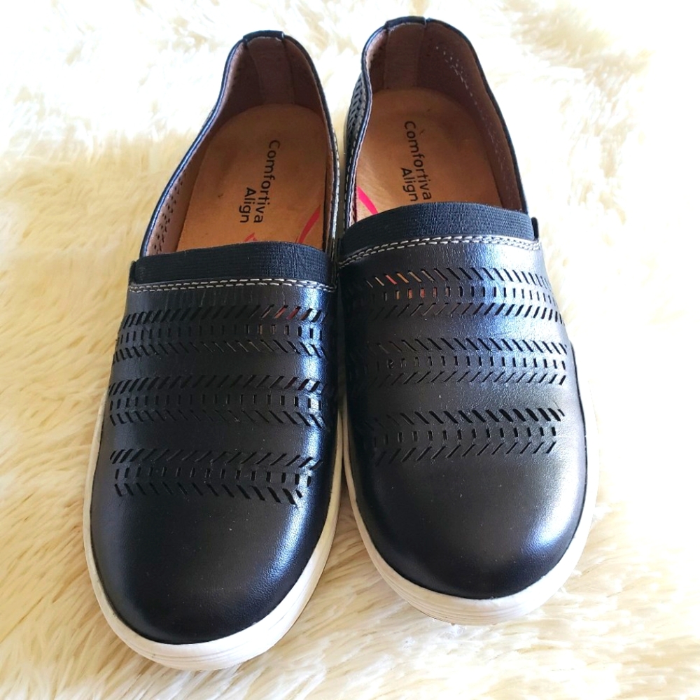 Comfortiva black chunky leather loafers slip on align